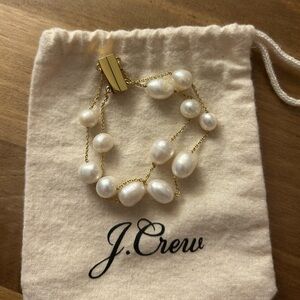 J. Crew double pearl bracelet